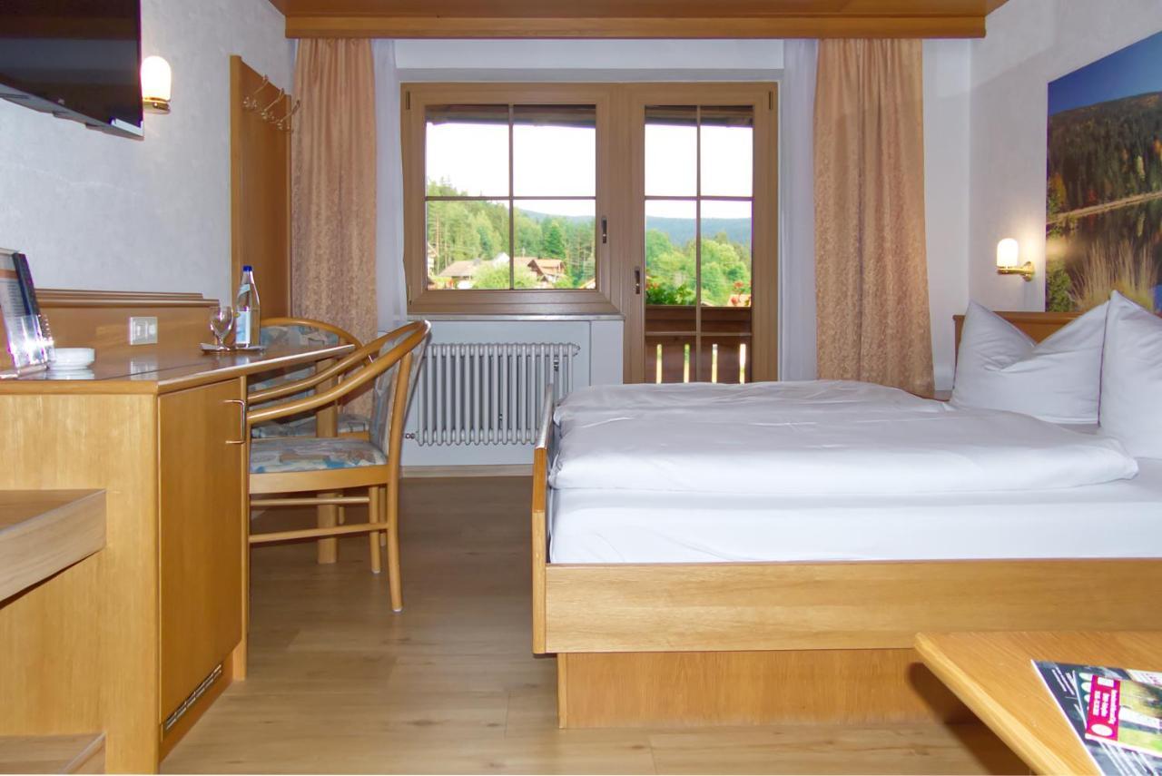 Garnihotel Zur Linde - Bayerischer Wald - Aktivcard Mit 154 Kostenfreien Leistungen - Kostenloser Parkplatz Лоберг Экстерьер фото