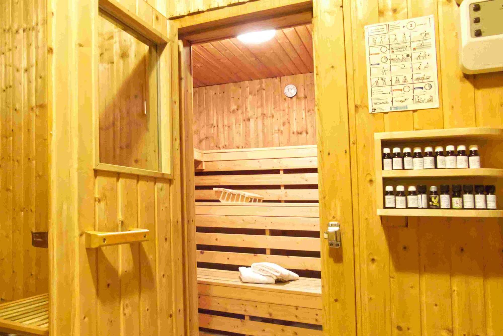 Garnihotel Zur Linde - Bayerischer Wald - Aktivcard Mit 154 Kostenfreien Leistungen - Kostenloser Parkplatz Лоберг Экстерьер фото