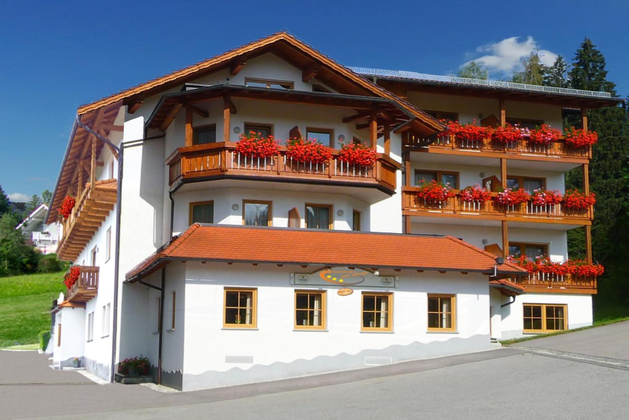 Garnihotel Zur Linde - Bayerischer Wald - Aktivcard Mit 154 Kostenfreien Leistungen - Kostenloser Parkplatz Лоберг Экстерьер фото