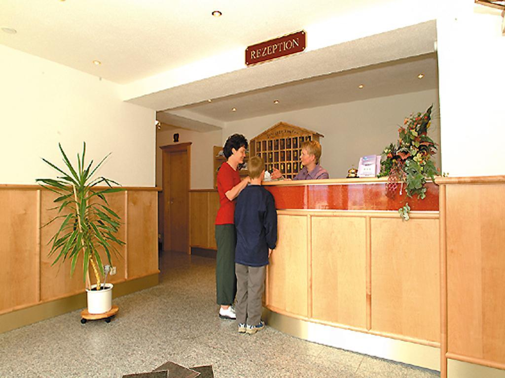 Garnihotel Zur Linde - Bayerischer Wald - Aktivcard Mit 154 Kostenfreien Leistungen - Kostenloser Parkplatz Лоберг Экстерьер фото